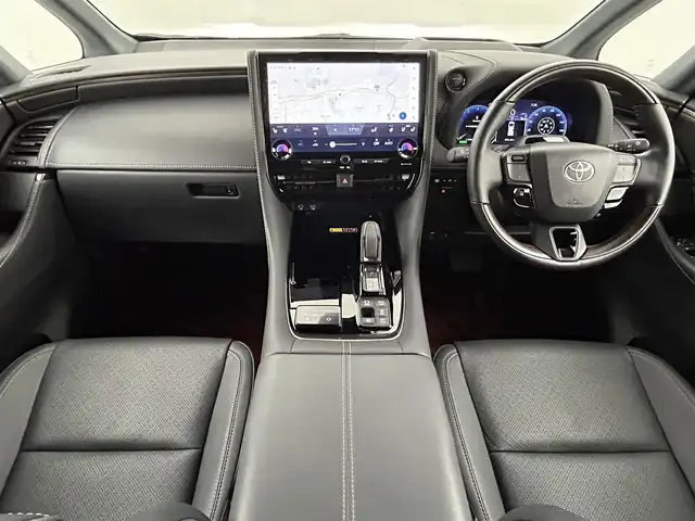 トヨタ ヴェルファイア ハイブリット Z プレミア 福岡県 2024(令6)年 1万km ブラック ガラスルーフ　/後席モニター　/メーカーナビ　/全方位カメラ　/ＥＴＣ２．０　/前後ドラレコ　/置くだけ充電　/デジタルルームミラー　/ＡＣＣ　/ＰＣＳ　/ＬＤＡ　/ＢＳＭ　/ＰＫＳＢ　/両側電動スライドドア　/パワーバックドア/本革レザーシート/1/2列目シートベンチレーション／ヒーター/パワーシート/オートステップ
