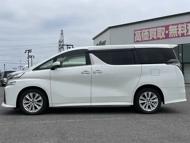 トヨタ ヴェルファイア Z Aエディション 道央・札幌 2017(平29)年 8.7万km ホワイトパールクリスタルシャイン ４WD/ワンオーナー/寒冷地仕様/純正ディーラーOPナビ/CD/DVD/BT/フルセグ/横滑り防止装置/クルーズコントロール/クリアランスソナー/バックカメラ/ビルトインETC/アイドリングストップ/ワイパーデアイサー/nanoe/ECOMODE/両側パワースライドドア/N席/２列目オットマン/革巻きステアリング/ステアリングリモコン/電動パーキング/ブレーキホールド/MTモード付AT/プッシュスタート/スマートキー/LEDヘッドライト/オートライト/フォグランプ/電動格納ミラー/ウィンカーミラー/純正フロアマット/ドアバイザー/純正エンジンスターター