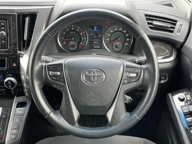 トヨタ ヴェルファイア Z Aエディション 道央・札幌 2017(平29)年 8.7万km ホワイトパールクリスタルシャイン ４WD/ワンオーナー/寒冷地仕様/純正ディーラーOPナビ/CD/DVD/BT/フルセグ/横滑り防止装置/クルーズコントロール/クリアランスソナー/バックカメラ/ビルトインETC/アイドリングストップ/ワイパーデアイサー/nanoe/ECOMODE/両側パワースライドドア/N席/２列目オットマン/革巻きステアリング/ステアリングリモコン/電動パーキング/ブレーキホールド/MTモード付AT/プッシュスタート/スマートキー/LEDヘッドライト/オートライト/フォグランプ/電動格納ミラー/ウィンカーミラー/純正フロアマット/ドアバイザー/純正エンジンスターター