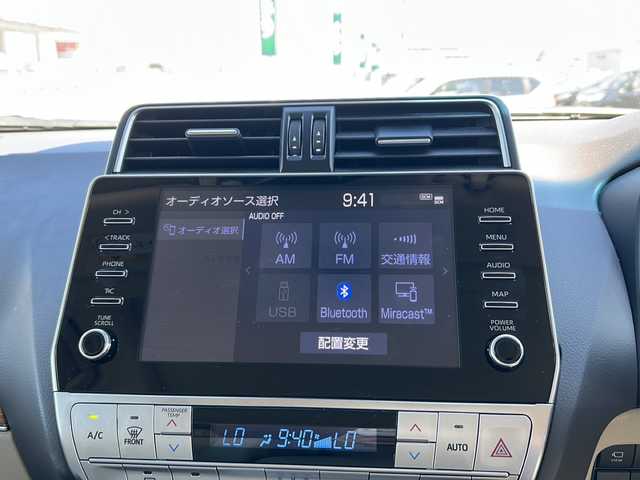 トヨタ ランドクルーザー プラド TX Lパッケージ マットブラED 秋田県 2023(令5)年 0.4万km ホワイトパールクリスタルシャイン 純正ディスプレイオーディオ/純正BT/全方位カメラ/ベージュ皮シート/サンルーフ/４WD/純正18インチアルミ/ETC2.0/前後コーナーセンサー/エアシート＆シートヒーター/スペアキー/追従機能式クルーズコントロール