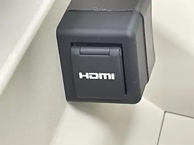 トヨタ シエンタ ハイブリッド Z 千葉県 2022(令4)年 2.1万km ホワイトパールクリスタルシャイン 禁煙車/トヨタセーフティセンス/・パノラミックビューモニター/・プリクラッシュセーフティ/・レーンディパーチャーアラート/・オートマチックハイビーム/・プロアクティブドライビングアシスト/・発進遅れ告知機能/・パーキングサポートブレーキ/両側パワースライドドア/純正ディスプレイオーディオ/アラウンドビューモニター/レーダークルーズコントロール/LEDオートライト/シートヒーター/オートエアコン/USBポート/プッシュスタート/スマートキー/スペアキー