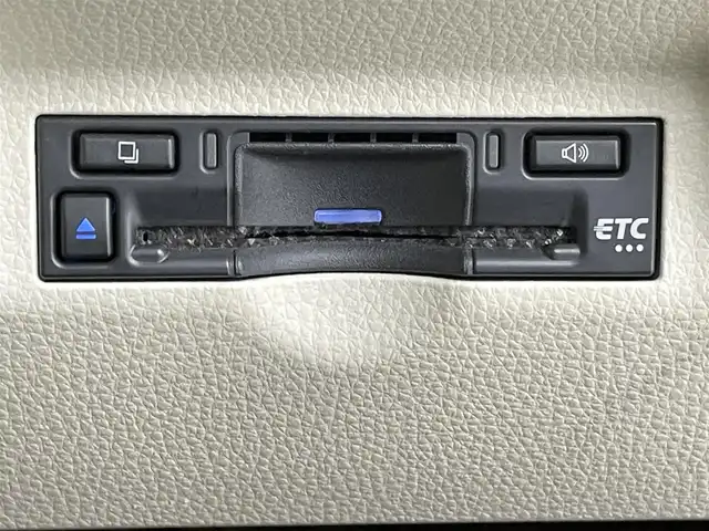 トヨタ シエンタ ハイブリッド Z 千葉県 2022(令4)年 2.1万km ホワイトパールクリスタルシャイン 禁煙車/トヨタセーフティセンス/・パノラミックビューモニター/・プリクラッシュセーフティ/・レーンディパーチャーアラート/・オートマチックハイビーム/・プロアクティブドライビングアシスト/・発進遅れ告知機能/・パーキングサポートブレーキ/両側パワースライドドア/純正ディスプレイオーディオ/アラウンドビューモニター/レーダークルーズコントロール/LEDオートライト/シートヒーター/オートエアコン/USBポート/プッシュスタート/スマートキー/スペアキー