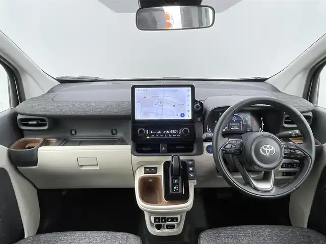 トヨタ シエンタ ハイブリッド Z 千葉県 2022(令4)年 2.1万km ホワイトパールクリスタルシャイン 禁煙車/トヨタセーフティセンス/・パノラミックビューモニター/・プリクラッシュセーフティ/・レーンディパーチャーアラート/・オートマチックハイビーム/・プロアクティブドライビングアシスト/・発進遅れ告知機能/・パーキングサポートブレーキ/両側パワースライドドア/純正ディスプレイオーディオ/アラウンドビューモニター/レーダークルーズコントロール/LEDオートライト/シートヒーター/オートエアコン/USBポート/プッシュスタート/スマートキー/スペアキー