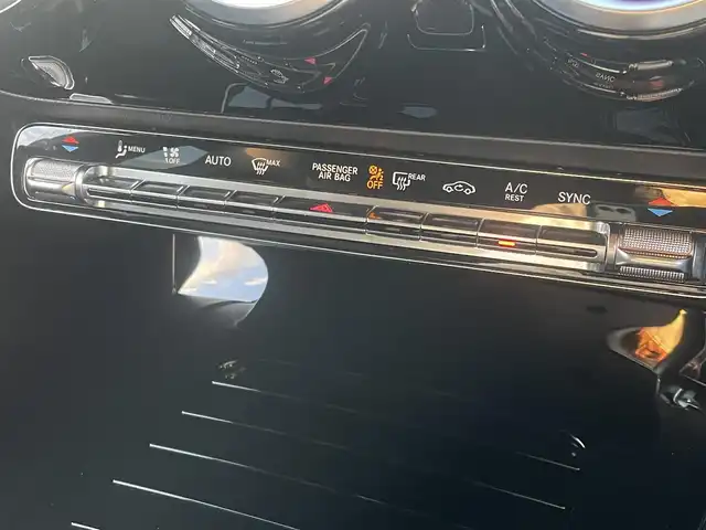 メルセデス・ベンツ ＣＬＡ２００ｄ Sブレーク AMGライン 東京都 2020(令2)年 4.7万km デジタルホワイト 純正ナビ/DTV/USB/Bluetooth/バックカメラ/ハーフレザーシート/シートヒーター/前席パワーシート/LEDヘッドライト/アダプティブクルーズコントロール/ブラインドスポットモニター/レーンキープアシスト/Mercedes me/APP/アンビエントライト/パワーバックドア/スマートキー/純正ドライブレコーダー/ETC2.0