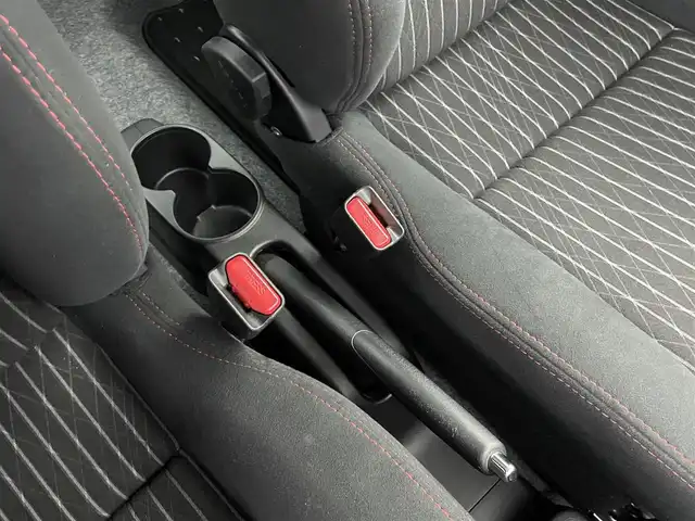 スズキ アルト ワークス 埼玉県 2018(平30)年 4.9万km ピュアホワイトP 社外ナビ/ CD DVD 地デジTV Bluetooth/バックカメラ/レーダーブレーキサポート/パドルシフト/RECAROシート/HIDオートライト/フォグライト/ETC/純正アルミホイール/プッシュスタート/スマートキー