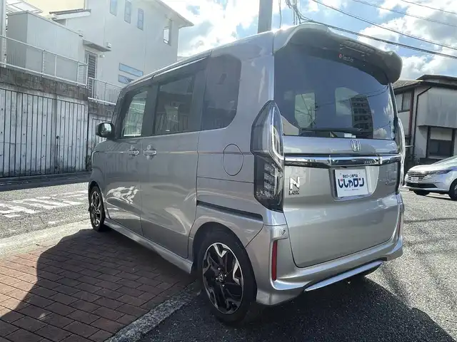 ホンダ Ｎ ＢＯＸ G L ターボ ホンダセンシング 福岡県 2019(平31)年 8万km ルナシルバーM (株)IDOMが運営する【じしゃロン八幡西店】の自社ローン専用車両になります。こちらは現金またはオートローンご利用時の価格です。自社ローンご希望の方は別途その旨お申付け下さい/衝突軽減システム/スマートキー/社外メモリナビ/Bluetooth/フルセグ/バックカメラ/ビルトインETC/両側パワースライドドア/オートライト