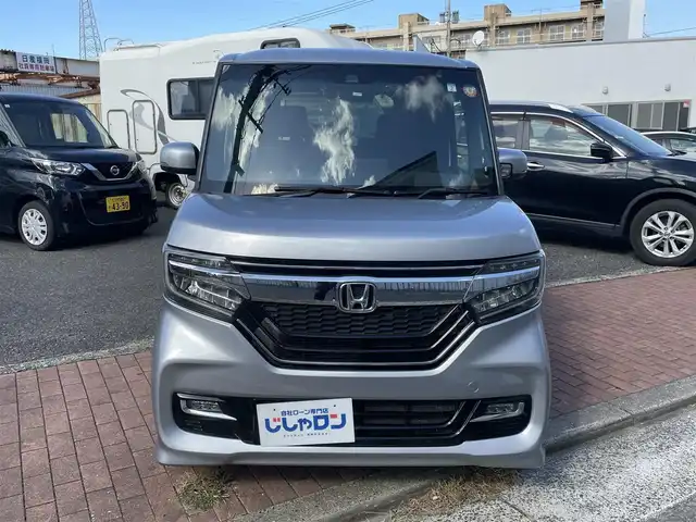 ホンダ Ｎ ＢＯＸ G L ターボ ホンダセンシング 福岡県 2019(平31)年 8万km ルナシルバーM (株)IDOMが運営する【じしゃロン八幡西店】の自社ローン専用車両になります。こちらは現金またはオートローンご利用時の価格です。自社ローンご希望の方は別途その旨お申付け下さい/衝突軽減システム/スマートキー/社外メモリナビ/Bluetooth/フルセグ/バックカメラ/ビルトインETC/両側パワースライドドア/オートライト