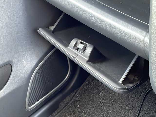 スズキ ワゴンＲ スティングレー X 静岡県 2013(平25)年 4.2万km パールホワイト /社外ナビ/ワンセグTV//社外CD/DVD//純正14インチAW//スマートキー//ディスチャージ//フォグランプ//ETC