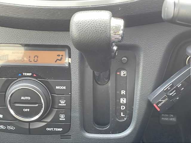 スズキ ワゴンＲ スティングレー X 静岡県 2013(平25)年 4.2万km パールホワイト /社外ナビ/ワンセグTV//社外CD/DVD//純正14インチAW//スマートキー//ディスチャージ//フォグランプ//ETC