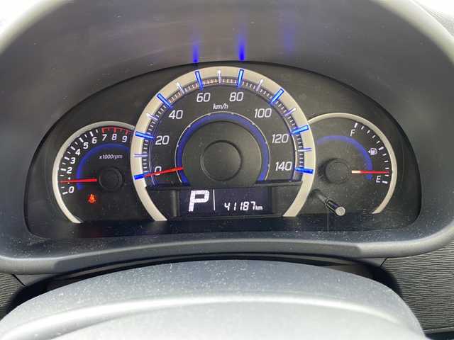 スズキ ワゴンＲ スティングレー X 静岡県 2013(平25)年 4.2万km パールホワイト /社外ナビ/ワンセグTV//社外CD/DVD//純正14インチAW//スマートキー//ディスチャージ//フォグランプ//ETC