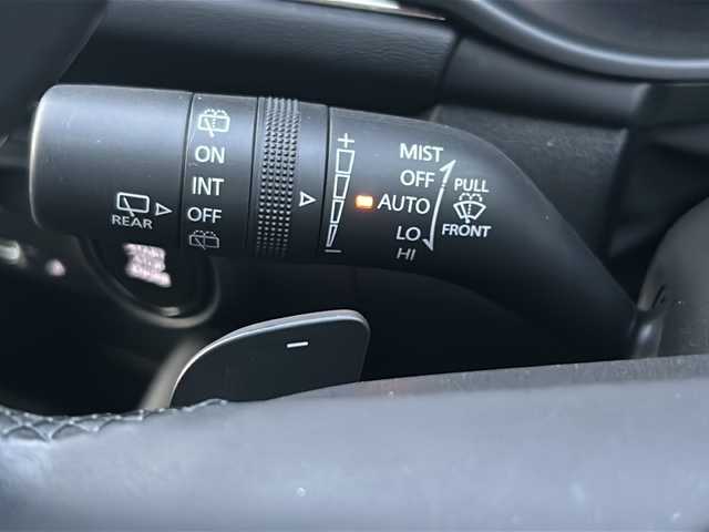 マツダ マツダ３ファストバック XD ブラックトーンED 徳島県 2022(令4)年 2.9万km ジェットブラックマイカ ワンオーナー/BOSEサウンド/純正SDナビ/（Bluetooth/フルセグ/CD/DVD/FM/AM/USB/ipod）/アラウンドビューモニター/レーダークルーズコントロール/BSM/レーンアシスト/クリアランスソナー/LEDヘッドライト/オートハイビーム/ETC/純正AW/純正フロアマット/プッシュスタート/スマートキー/取扱説明書/保証書