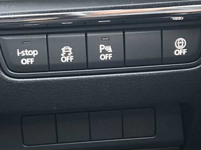 マツダ マツダ３ファストバック XD ブラックトーンED 徳島県 2022(令4)年 2.9万km ジェットブラックマイカ ワンオーナー/BOSEサウンド/純正SDナビ/（Bluetooth/フルセグ/CD/DVD/FM/AM/USB/ipod）/アラウンドビューモニター/レーダークルーズコントロール/BSM/レーンアシスト/クリアランスソナー/LEDヘッドライト/オートハイビーム/ETC/純正AW/純正フロアマット/プッシュスタート/スマートキー/取扱説明書/保証書