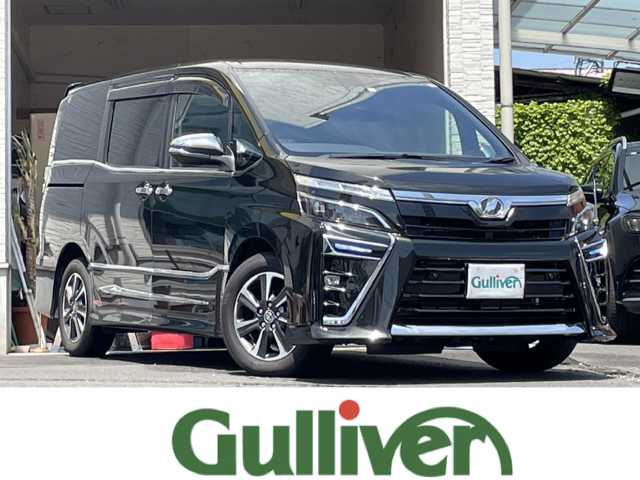 トヨタ ヴォクシー ZS 煌Ⅱ 大分県 2020(令2)年 1.6万km イナズマスパーキングブラックガラスフレーク ワンオーナー /両側パワースライドドア /純正ナビ/地デジ/Bluetooth/純正ビルトインETC/純正フロアマット/純正16インチルミホイール/純正LEDヘッドライト/オートライト/オートマチックハイビーム/コーナーセンサー/衝突被害軽減ブレーキ/横滑り防止装置/レーンキープアシスト/バックカメラ/クルーズコントロール/スマートキー/MTモード付きAT/5月3日から5月7日までお休みの為、書類発送及び車両搬出は5月8日以降になります。
