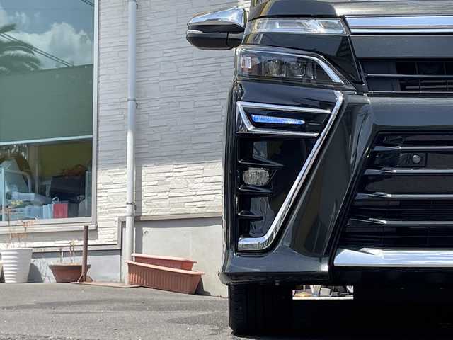 トヨタ ヴォクシー ZS 煌Ⅱ 大分県 2020(令2)年 1.6万km イナズマスパーキングブラックガラスフレーク ワンオーナー /両側パワースライドドア /純正ナビ/地デジ/Bluetooth/純正ビルトインETC/純正フロアマット/純正16インチルミホイール/純正LEDヘッドライト/オートライト/オートマチックハイビーム/コーナーセンサー/衝突被害軽減ブレーキ/横滑り防止装置/レーンキープアシスト/バックカメラ/クルーズコントロール/スマートキー/MTモード付きAT/5月3日から5月7日までお休みの為、書類発送及び車両搬出は5月8日以降になります。