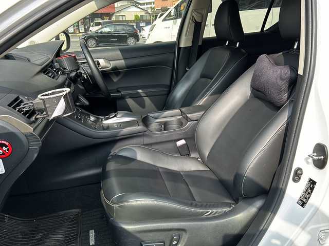 レクサス ＣＴ 200h バージョンC 茨城県 2014(平26)年 8.4万km ホワイトパールクリスタルシャイン 純正ナビ/バックカメラ/ETC/フルセグTV/ヒートシーター/Bluetooth/CD/DVD/USB/サンルーフ/純正フロアマット/パワーシート/レザーシート/シートヒーター/純正アルミホイール/ドアバイザー