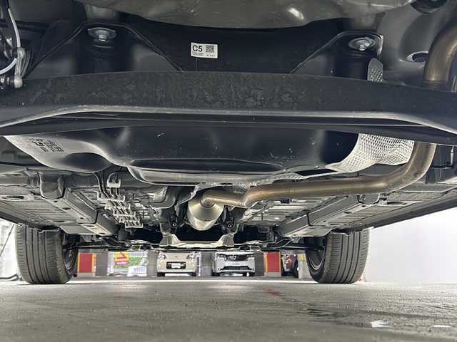 トヨタ ヤリスクロス Z アドベンチャー 愛知県 2023(令5)年 2万km ブラックマイカ 純正8型ディスプレイオーディオ　【Bluetooth FM AM】/全方位カメラ　/ビルトインＥＴＣ2.0/ドライブレコーダー　/トヨタセーフティセンス/・衝突軽減ブレーキ　/・レーンキープアシスト　/・オートマチックハイビーム/レーダークルーズコントロール/ブラインドスポットモニター/ヘッドアップディスプレイ/電動リアゲート/ハーフレザーシート/シートヒーター/純正フロアマット/禁煙車