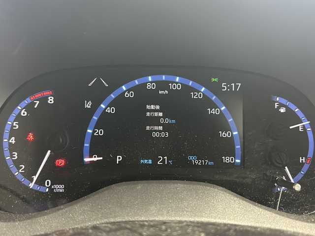 トヨタ ヤリスクロス Z アドベンチャー 愛知県 2023(令5)年 2万km ブラックマイカ 純正8型ディスプレイオーディオ　【Bluetooth FM AM】/全方位カメラ　/ビルトインＥＴＣ2.0/ドライブレコーダー　/トヨタセーフティセンス/・衝突軽減ブレーキ　/・レーンキープアシスト　/・オートマチックハイビーム/レーダークルーズコントロール/ブラインドスポットモニター/ヘッドアップディスプレイ/電動リアゲート/ハーフレザーシート/シートヒーター/純正フロアマット/禁煙車