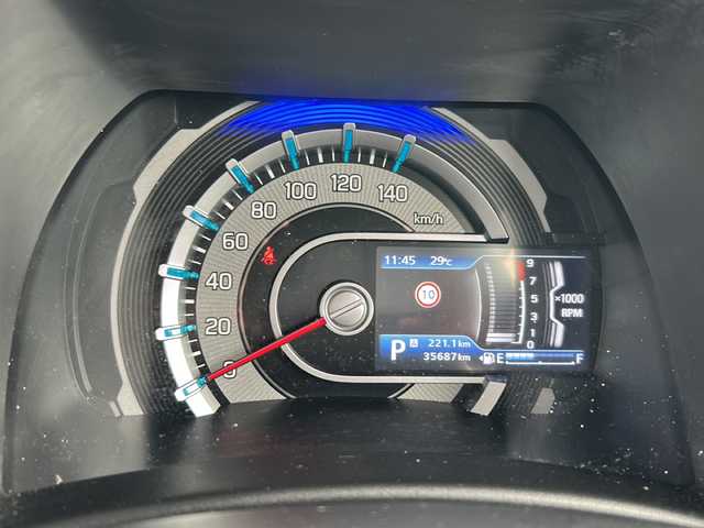 スズキ ハスラー HYBRID G 鹿児島県 2020(令2)年 3.6万km フェニックスレッドパール/ガンメタリック2トーンルーフ 純正ナビ/Bluetooth/DVD/CD/純正アルミホイール15インチ/全方位バックカメラ/オートライト/フルセグ/レーンアシスト/パーキングアシスト/ETC/アイドリングストップ/プッシュスタートボタン/パワーウィンドウ/シートヒーター