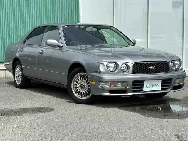 日産 グロリア グランツーリスモ 福岡県 1998(平10)年 4.9万km ソニックシルバー ETC/社外アルミホイール/純正フロアマット/LEDヘッドライト/フルセグTV