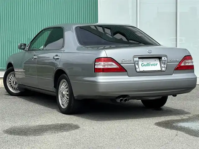 日産 グロリア グランツーリスモ 福岡県 1998(平10)年 4.9万km ソニックシルバー ETC/社外アルミホイール/純正フロアマット/LEDヘッドライト/フルセグTV