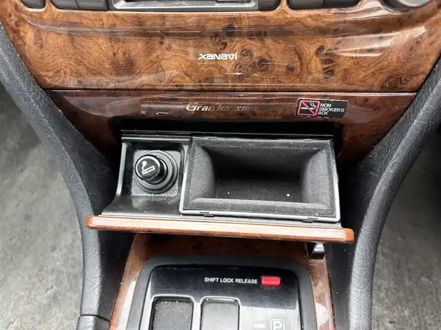 日産 グロリア グランツーリスモ 福岡県 1998(平10)年 4.9万km ソニックシルバー ETC/社外アルミホイール/純正フロアマット/LEDヘッドライト/フルセグTV