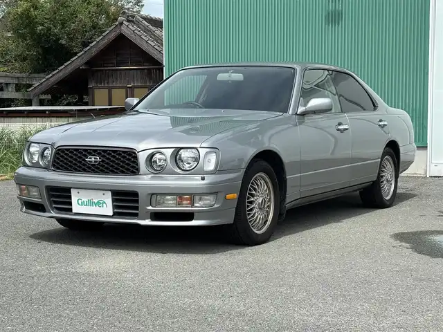 日産 グロリア グランツーリスモ 福岡県 1998(平10)年 4.9万km ソニックシルバー ETC/社外アルミホイール/純正フロアマット/LEDヘッドライト/フルセグTV