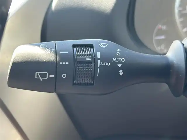 レクサス ＮＸ 300 Iパッケージ 兵庫県 2018(平30)年 6.3万km ソニッククォーツ 純正ナビ/フルセグTV/三眼LEDヘッドライト/BT接続/CD/DVD/MIRACAST/バックカメラ/ETC2.0/ステアリングヒーター/パドルシフト/レーダークルーズコントロール/サンルーフ/パワーシート/シートヒーター/レザーシート/スマートキー/スペアキー/純正フロアマット