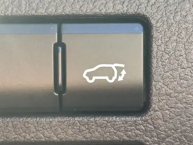 レクサス ＮＸ 300 Iパッケージ 兵庫県 2018(平30)年 6.3万km ソニッククォーツ 純正ナビ/フルセグTV/三眼LEDヘッドライト/BT接続/CD/DVD/MIRACAST/バックカメラ/ETC2.0/ステアリングヒーター/パドルシフト/レーダークルーズコントロール/サンルーフ/パワーシート/シートヒーター/レザーシート/スマートキー/スペアキー/純正フロアマット
