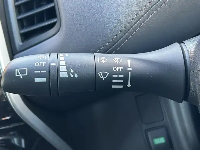 日産 セレナ ハイウェイスター V 福島県 2020(令2)年 2.3万km ブリリアントホワイトパール プロパイロット/インテリジェントFCW（前方衝突予測警報）/インテリジェントLI（車線逸脱防止支援システム）/インテリジェントLDW（車線逸脱警報）/インテリジェントエマージェンシーブレーキ/踏み間違い衝突防止アシスト/標識検知機能/BSW（後側方車両検知警報）/RCTA（後退時車両検知警報）/クルーズコントロール/社外ナビゲーション/型番：AVIC-RW710/【DVD/SD/BT/TV】/アラウンドビューモニター/フリップダウンモニター/両側電動スライドドア/シートバックテーブル/リアドアサンシェード/フロアマット/ドアバイザー