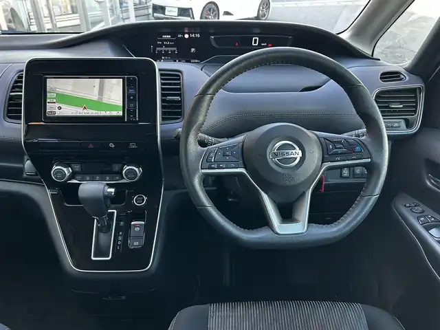 日産 セレナ ハイウェイスター V 福島県 2020(令2)年 2.3万km ブリリアントホワイトパール プロパイロット/インテリジェントFCW（前方衝突予測警報）/インテリジェントLI（車線逸脱防止支援システム）/インテリジェントLDW（車線逸脱警報）/インテリジェントエマージェンシーブレーキ/踏み間違い衝突防止アシスト/標識検知機能/BSW（後側方車両検知警報）/RCTA（後退時車両検知警報）/クルーズコントロール/社外ナビゲーション/型番：AVIC-RW710/【DVD/SD/BT/TV】/アラウンドビューモニター/フリップダウンモニター/両側電動スライドドア/シートバックテーブル/リアドアサンシェード/フロアマット/ドアバイザー