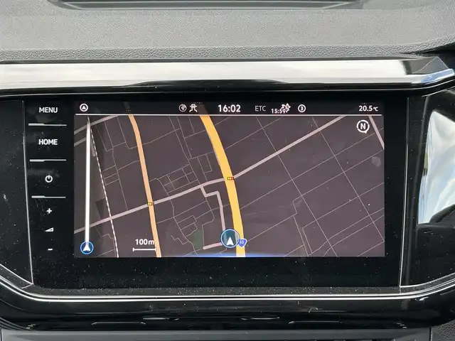 フォルクスワーゲン ＶＷ Ｔ－クロス TSI スタイル 宮崎県 2024(令6)年 0.3万km ディープブラックパールエフェクト 純正メモリーナビ/・Bluetooth/・USB入力端子/・AM/FM/・CarPlay/ハーフブラックレザーシート/ETC/LEDライト/・オートライト/・オートマハイビーム/・レーンキープアシスト/・ブラインドスポットモニター/・アダプティブクルーズコントロール/・前後コーナーセンサー/・パーキングアシスト/純正18インチアルミホイール/純正フロアマット/スマートキー/プッシュスタート