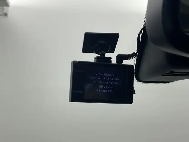 日産 セレナ ハイウェイS G S HV Aセーフ 群馬県 2014(平26)年 9.5万km ブリリアントホワイトパール 純正８型ナビ　純正１１型後席モニター　全周囲カメラ　片側電動スライドドア　衝突被害軽減ブレーキ　クルーズコントロール　スマートキー　前方ドライブレコーダー　ＬＥＤオートライト　ＥＴＣ　禁煙車