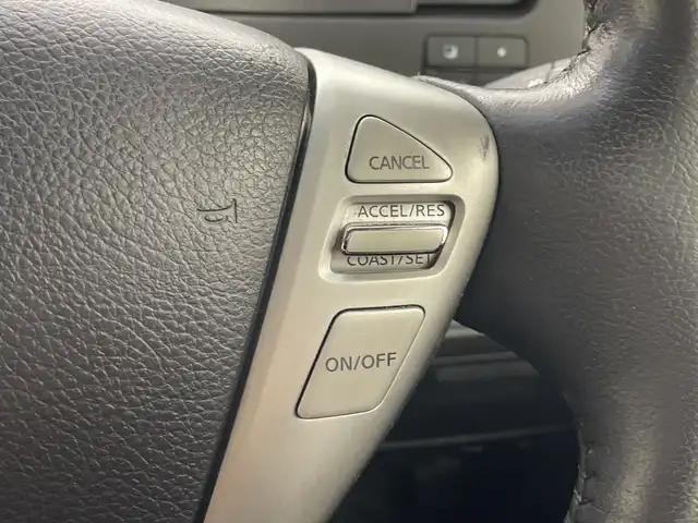 日産 セレナ ハイウェイS G S HV Aセーフ 群馬県 2014(平26)年 9.5万km ブリリアントホワイトパール 純正８型ナビ　純正１１型後席モニター　全周囲カメラ　片側電動スライドドア　衝突被害軽減ブレーキ　クルーズコントロール　スマートキー　前方ドライブレコーダー　ＬＥＤオートライト　ＥＴＣ　禁煙車