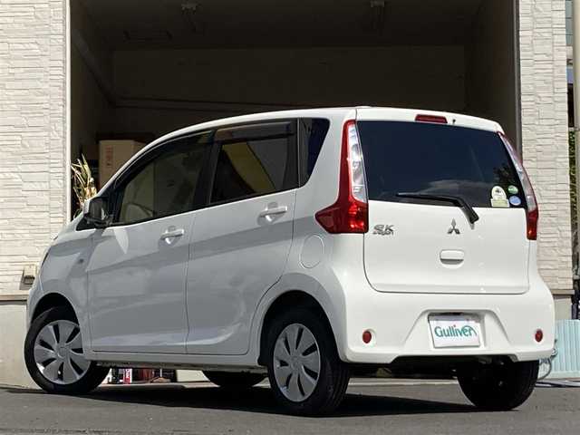 三菱 ｅＫワゴン M e－アシスト 大分県 2015(平27)年 1.4万km ホワイト 衝突被害軽減ブレーキ/社外フロアマット/社外ドラレコ/5月3日から5月7日までお休みの為、書類発送及び車両搬出は5月8日以降になります。