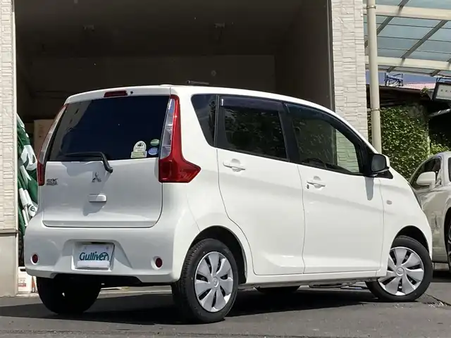 三菱 ｅＫワゴン M e－アシスト 大分県 2015(平27)年 1.4万km ホワイト 衝突被害軽減ブレーキ/社外フロアマット/社外ドラレコ/5月3日から5月7日までお休みの為、書類発送及び車両搬出は5月8日以降になります。