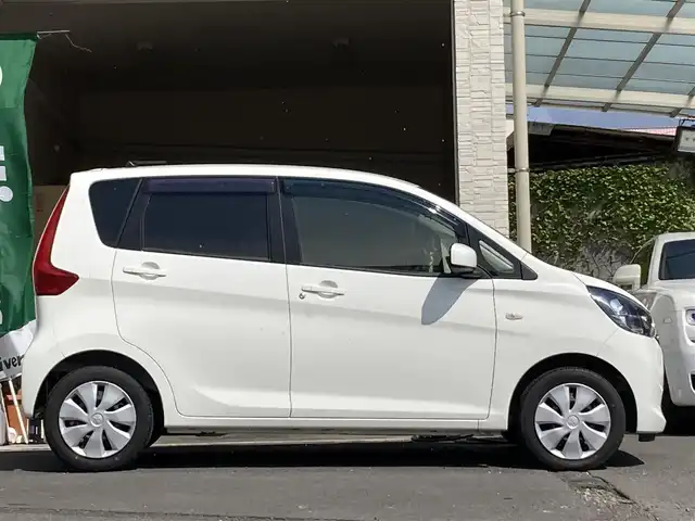 三菱 ｅＫワゴン M e－アシスト 大分県 2015(平27)年 1.4万km ホワイト 衝突被害軽減ブレーキ/社外フロアマット/社外ドラレコ/5月3日から5月7日までお休みの為、書類発送及び車両搬出は5月8日以降になります。