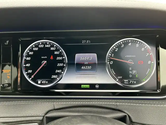 メルセデス・ベンツ Ｓ４００ ハイブリッド エクスクルーシブ 愛媛県 2016(平28)年 4.6万km 白 純正ナビ　/全周囲カメラ　/ブルメスターオーディオ　/純正ドライブレコーダー　/D/N席パワーシート・シートメモリー機能　/D/N席シートベンチレーション/D/N席マッサージ機能付/全席シートヒーター/ヘッドアップディスプレイ　/クルーズコントロール　/電動トランクリッド　/サンルーフ/衝突被害軽減装置/車線逸脱防止装置/スペアキー1本/電動チルト＆テレスコピック機構/現状サマー(純正AW)(245/45/R19)/DUNLOP SP SPORT MAXX