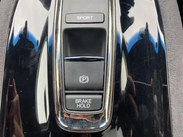 ホンダ ヴェゼル ハイブリッド RS ホンダセンシング 島根県 2017(平29)年 6.1万km プレミアムクリスタルレッドM ディーラーOPメモリナビ (CD/DVD/BT/フルセグ)/バックカメラ/スマートシティーブレーキサポート/路外逸脱抑制システム/先行車発進お知らせ/アダクティブクルーズコントロール/レーンキープアシスト/前席シートヒーター /オートライト/パドルシフト/純正フロアマット/LEDヘッドライト/スペアキー×1