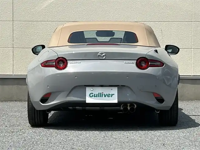 マツダ ロードスター S レザーパッケージ Vセレクション 茨城県 2024(令6)年 0.4万km グレー 純正ナビ/フルセグTV/Bluetooth接続/バックカメラ/スポーツタンナッパ本革シート/シートヒーター/BOSEサウンド/クルーズコントロール/LEDオートライト/純正１６インチアルミホイール/コーナーセンサー/USB入力端子/ベージュソフトトップ
