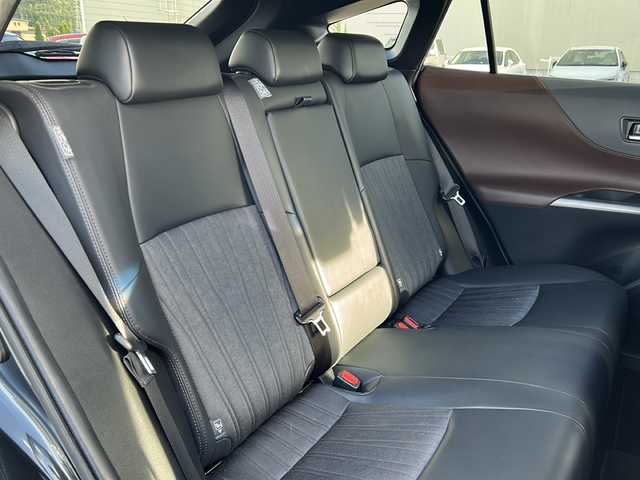 トヨタ ハリアー Z 秋田県 2020(令2)年 8.6万km 黒 純正メモリーナビ/純正BT、フルセグTV、AppleCarPlay、AndroidAuto/バックカメラ/純正19インチAW/社外前後ドライブレコーダー/ETC2.0/４WD/前後コーナーセンサー/スペアキー