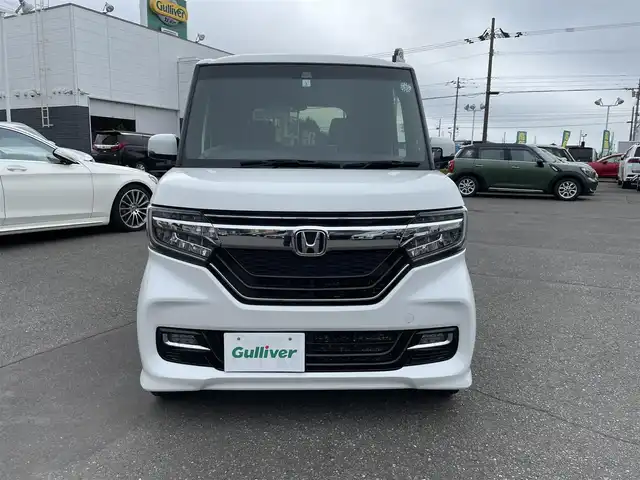 ホンダ Ｎ ＢＯＸ カスタム G L ホンダセンシング 道央・札幌 2019(平31)年 10.2万km プラチナホワイトパール ４WD/純正メモリナビ（CD/DVD/FM/AM/SD/BT)/フルセグ（走行中視聴可能）/バックカメラ/ウィンカーミラー/クルーズコントロール/ドアバイザー/プッシュスタート/片側パワースライドドア/ビルトインETC/オートライト/フォグランプ/前席シートヒーター/コーナーセンサー（前）/ステアリングスイッチ/ベンチシート/フルフラットシート/チップアップシート/レーンキープアシスト/衝突軽減ブレーキ/横滑り防止装置/サイドエアバッグ/カーテンエアバッグ