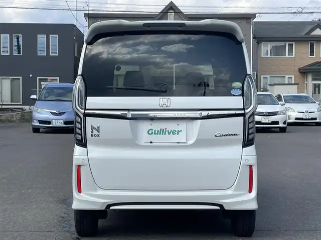 ホンダ Ｎ ＢＯＸ カスタム G L ホンダセンシング 道央・札幌 2019(平31)年 10.2万km プラチナホワイトパール 　４　W　D　/純正メモリナビ/（CD/DVD/FM/AM/SD/BT)/フルセグ（走行中視聴可能）/バックカメラ/ウィンカーミラー/クルーズコントロール/ドアバイザー/プッシュスタート/片側パワースライドドア/ビルトインETC/オートライト/フォグランプ/前席シートヒーター/コーナーセンサー（前）/ステアリングスイッチ/ベンチシート/フルフラットシート/チップアップシート/レーンキープアシスト/衝突軽減ブレーキ/横滑り防止装置/サイドエアバッグ/カーテンエアバッグ