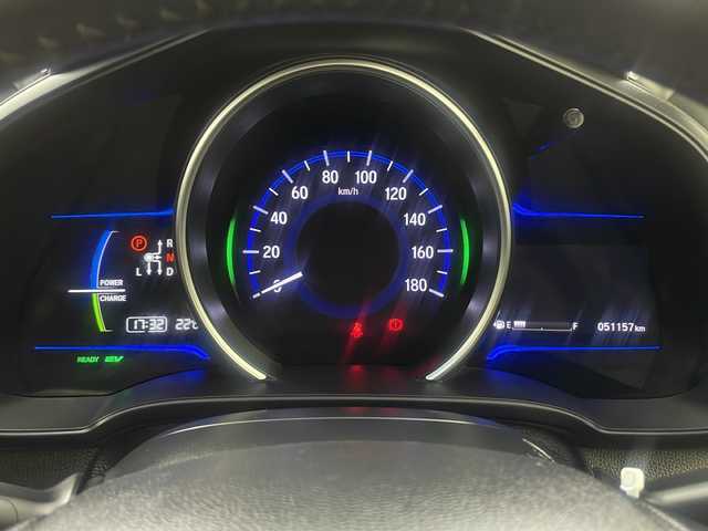 ホンダ フィット ハイブリット Lパッケージ 大阪府 2017(平29)年 5.2万km ブリリアントスポーティブルーメタリック2トーン 純正7インチインターナビ【VXM-174VFXi】/【AM/FM/CD/DVD/Bluetooth/フルセグTV】/ナビ装着用スペシャルパッケージ/バックカメラ/ETC/あんしんパッケージ/・シティブレーキアクティブシステム/・低速域衝突軽減ブレーキ/・誤発進抑制機能/・サイドカーテンエアバッグシステム/・前席用i-サイドエアバッグシステム/クルーズコントロール/ハーフレザーシート/タッチパネル式AAC/本革巻きステアリング/LEDヘッドライト/オートライト