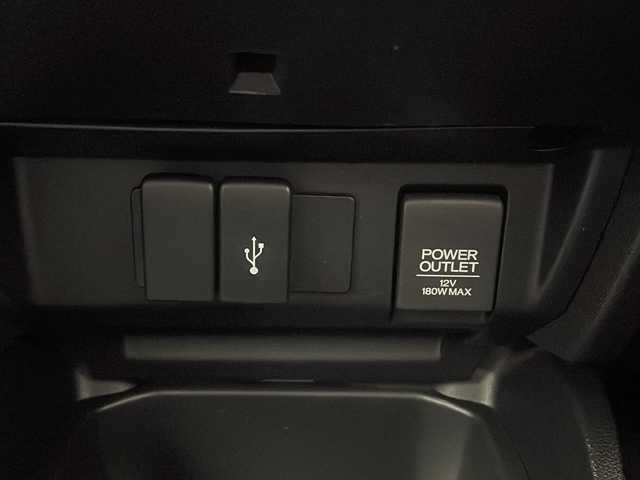 ホンダ フィット ハイブリット Lパッケージ 大阪府 2017(平29)年 5.2万km ブリリアントスポーティブルーメタリック2トーン 純正7インチインターナビ【VXM-174VFXi】/【AM/FM/CD/DVD/Bluetooth/フルセグTV】/ナビ装着用スペシャルパッケージ/バックカメラ/ETC/あんしんパッケージ/・シティブレーキアクティブシステム/・低速域衝突軽減ブレーキ/・誤発進抑制機能/・サイドカーテンエアバッグシステム/・前席用i-サイドエアバッグシステム/クルーズコントロール/ハーフレザーシート/タッチパネル式AAC/本革巻きステアリング/LEDヘッドライト/オートライト