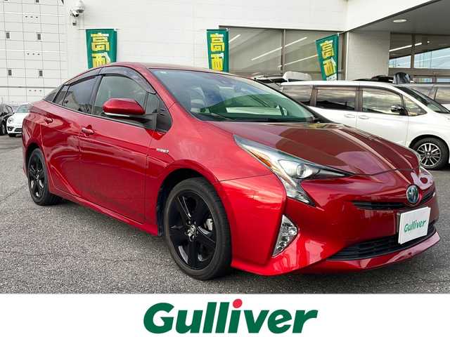 トヨタ プリウス S ツーリングセレクション 愛知県 2017(平29)年 6万km エモーショナルレッド 純正9型ナビゲーション/【AM/FM/BT/CD/DVD/フルセグ】/バックカメラ/ビルトインETC/プリクラッシュセーフティ/レーンキープアシスト/前方ドライブレコーダー/黒合皮シート/前席シートヒーター/プッシュスタート/スマートキー/横滑り防止装置/LEDヘッドライト/純正フォグライト/純正17インチアルミホイール/純正フロアマット/純正ドアバイザー/スペアキー1本/新車保証書