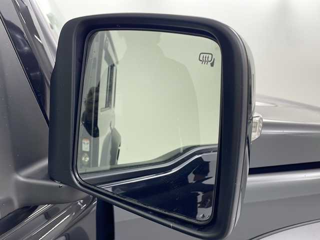 スズキ ジムニー ノマド FC 熊本県 2025(令7)年 0.1千km 黒 2/4WD切り替え/デュアルカメラブレーキサポート/先行車発進お知らせ/標識認識機能/アダプティブクルーズコントロール/車線逸脱警報機能/ふらつき警報機能/前席シートヒーター/コーナーセンサー/アイドリングストップ/電動格納ミラー/ミラウィンカー/ミラーヒーター/フロントフォグランプ/取り扱い説明書/保証書/・カラーコードWB3