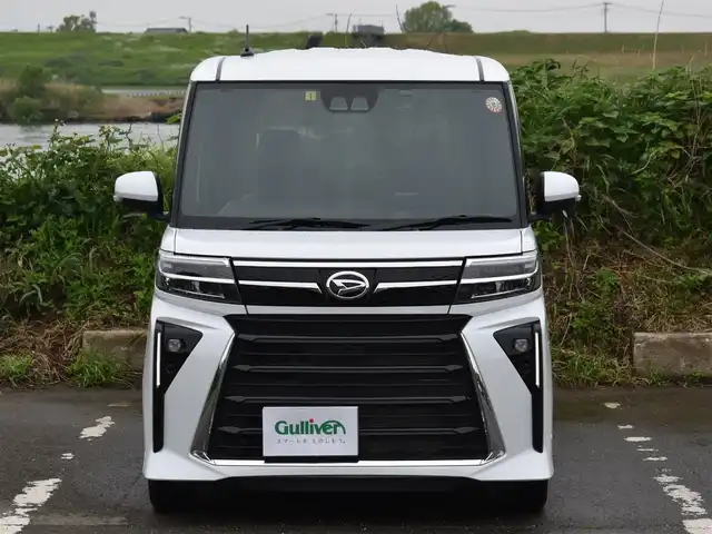 ダイハツ タント カスタム X 福岡県 2023(令5)年 1.3万km シャイニングホワイトパール ワンオーナー/社外メモリナビ/フルセグTV・BT・CD・DVD・FM・AM/全方位カメラ/スマートアシスト/オートハイビーム/クリアランスソナー/純正LEDヘッドライト/両側パワースライドドア/ステアリングスイッチ/電動パーキングブレーキ/ブレーキホールド/保証書・取説・スペアキー