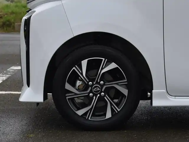ダイハツ タント カスタム X 福岡県 2023(令5)年 1.3万km シャイニングホワイトパール ワンオーナー/社外メモリナビ/フルセグTV・BT・CD・DVD・FM・AM/全方位カメラ/スマートアシスト/オートハイビーム/クリアランスソナー/純正LEDヘッドライト/両側パワースライドドア/ステアリングスイッチ/電動パーキングブレーキ/ブレーキホールド/保証書・取説・スペアキー