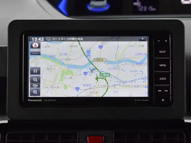 ダイハツ タント カスタム X 福岡県 2023(令5)年 1.3万km シャイニングホワイトパール ワンオーナー/社外メモリナビ/フルセグTV・BT・CD・DVD・FM・AM/全方位カメラ/スマートアシスト/オートハイビーム/クリアランスソナー/純正LEDヘッドライト/両側パワースライドドア/ステアリングスイッチ/電動パーキングブレーキ/ブレーキホールド/保証書・取説・スペアキー