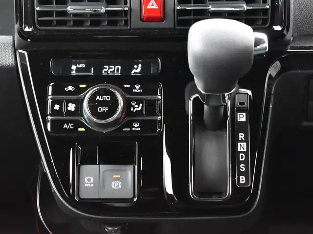 ダイハツ タント カスタム X 福岡県 2023(令5)年 1.3万km シャイニングホワイトパール ワンオーナー/社外メモリナビ/フルセグTV・BT・CD・DVD・FM・AM/全方位カメラ/スマートアシスト/オートハイビーム/クリアランスソナー/純正LEDヘッドライト/両側パワースライドドア/ステアリングスイッチ/電動パーキングブレーキ/ブレーキホールド/保証書・取説・スペアキー